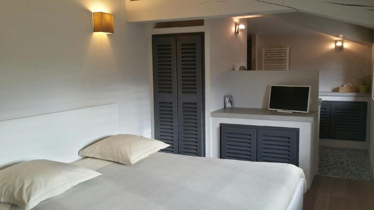 Le Carre Des Vignes Hotel Six-Fours-les-Plages Exterior photo